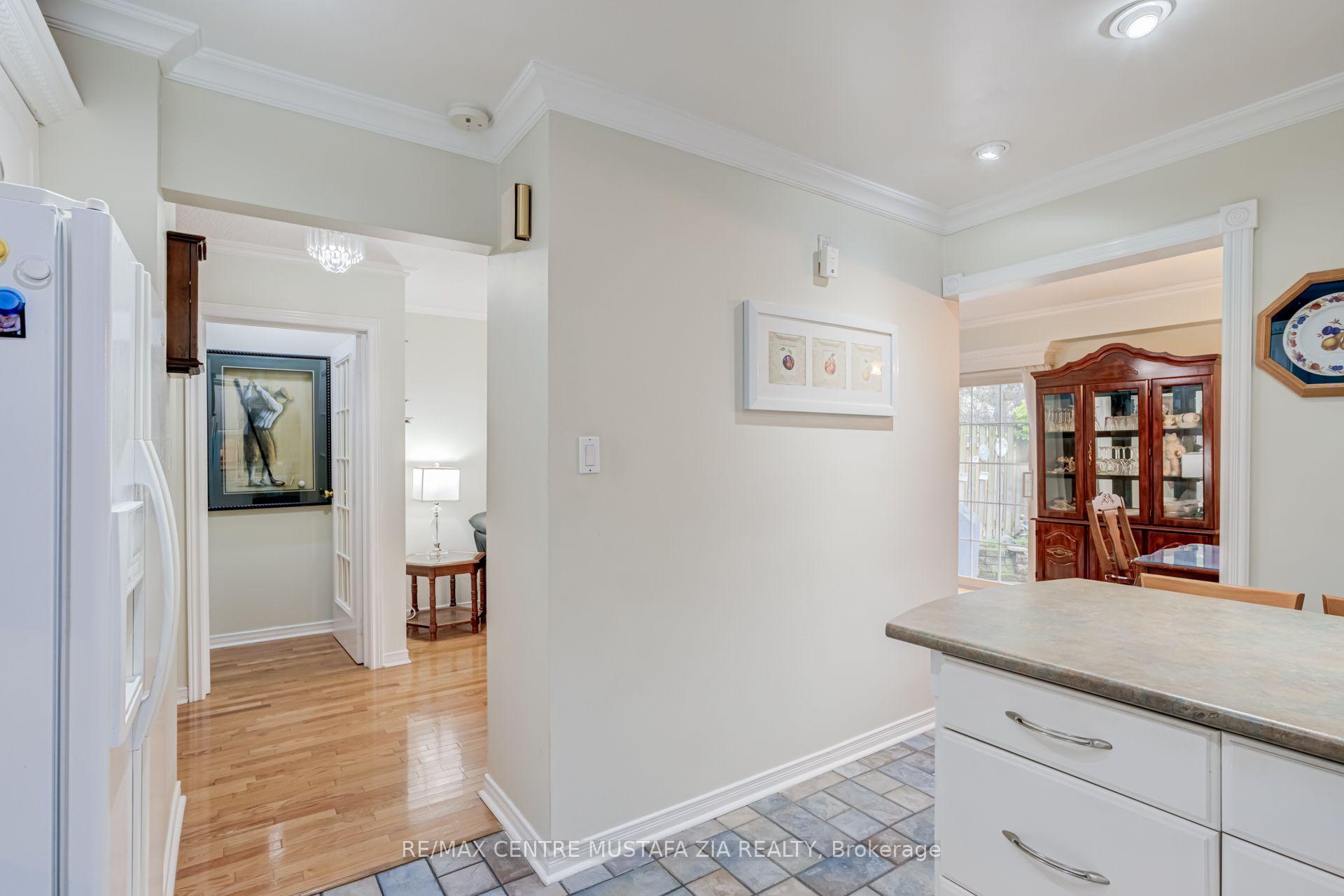 Photo 24 of Unit 100, 2440 Bromsgrove Road, Mississauga, Clarkson — HOMEH