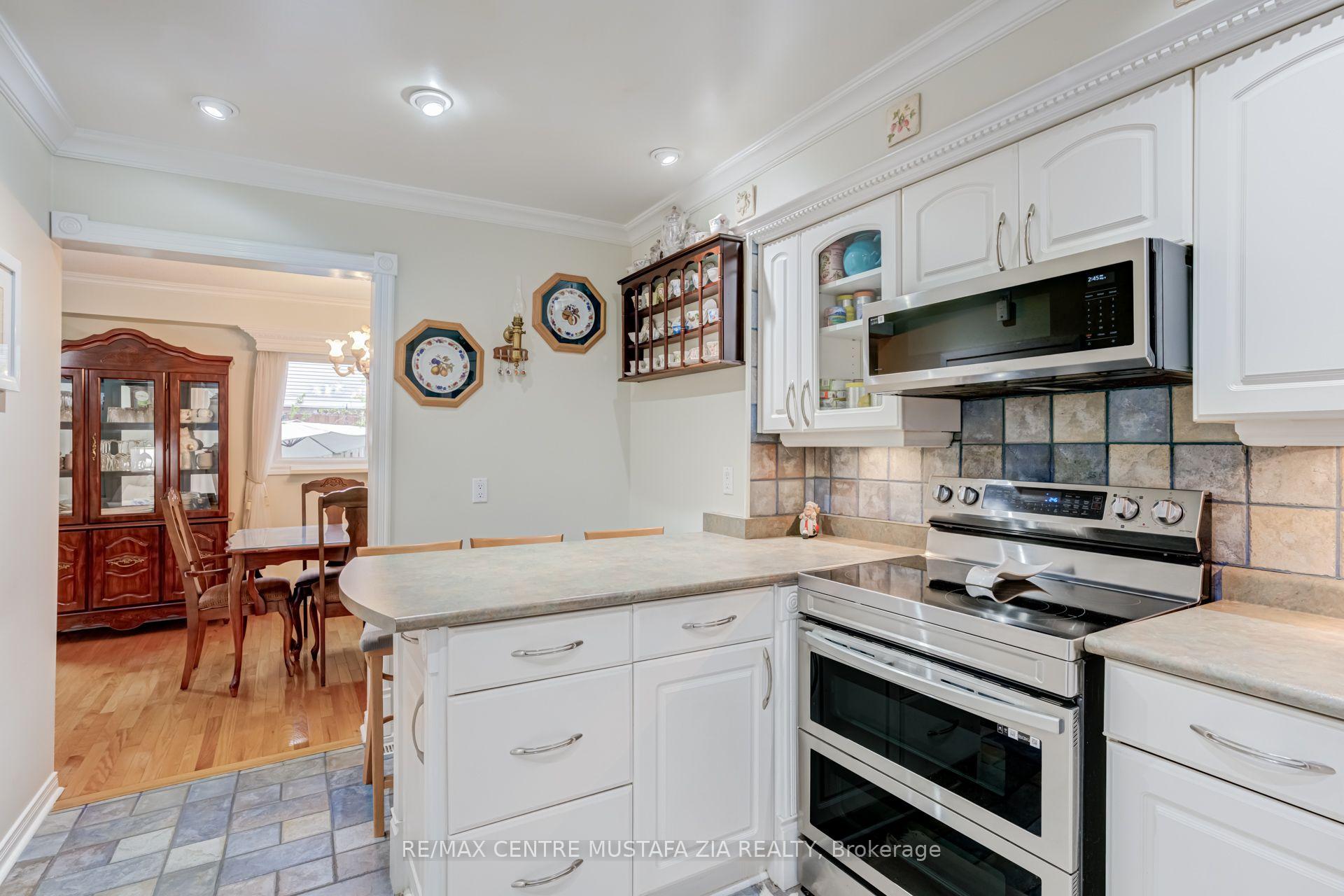 Photo 26 of Unit 100, 2440 Bromsgrove Road, Mississauga, Clarkson — HOMEH