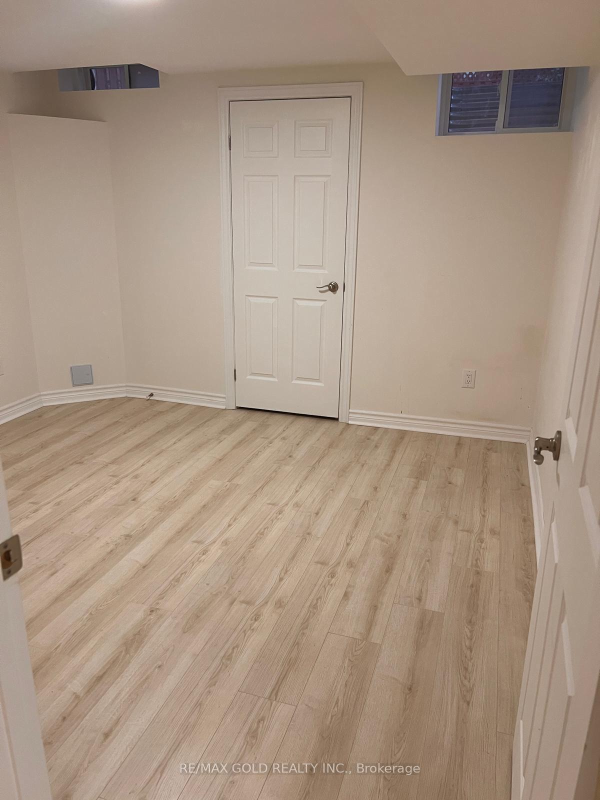 Photo 6 of 7269 Lantern Fly Hollow, Mississauga, Meadowvale Village — HOMEH