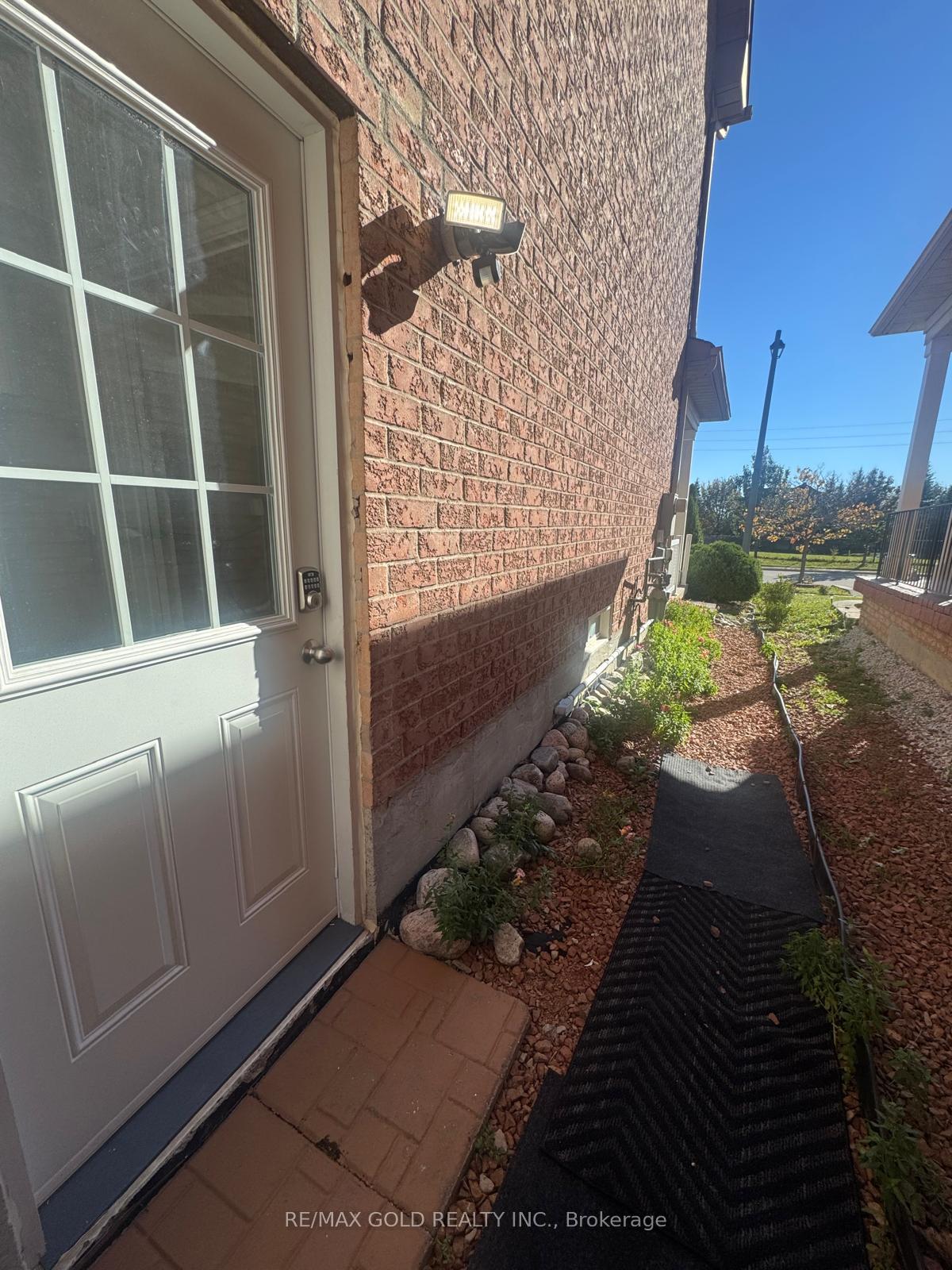 Photo 18 of 7269 Lantern Fly Hollow, Mississauga, Meadowvale Village — HOMEH