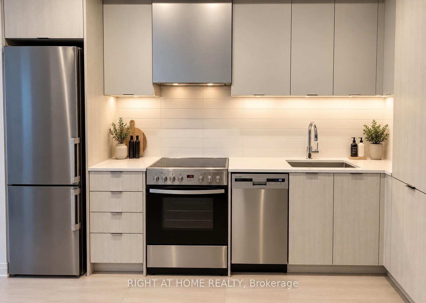 Photo 3 of Unit 310, 10 Gibbs Road, Etobicoke, Islington-City Centre West — HOMEH