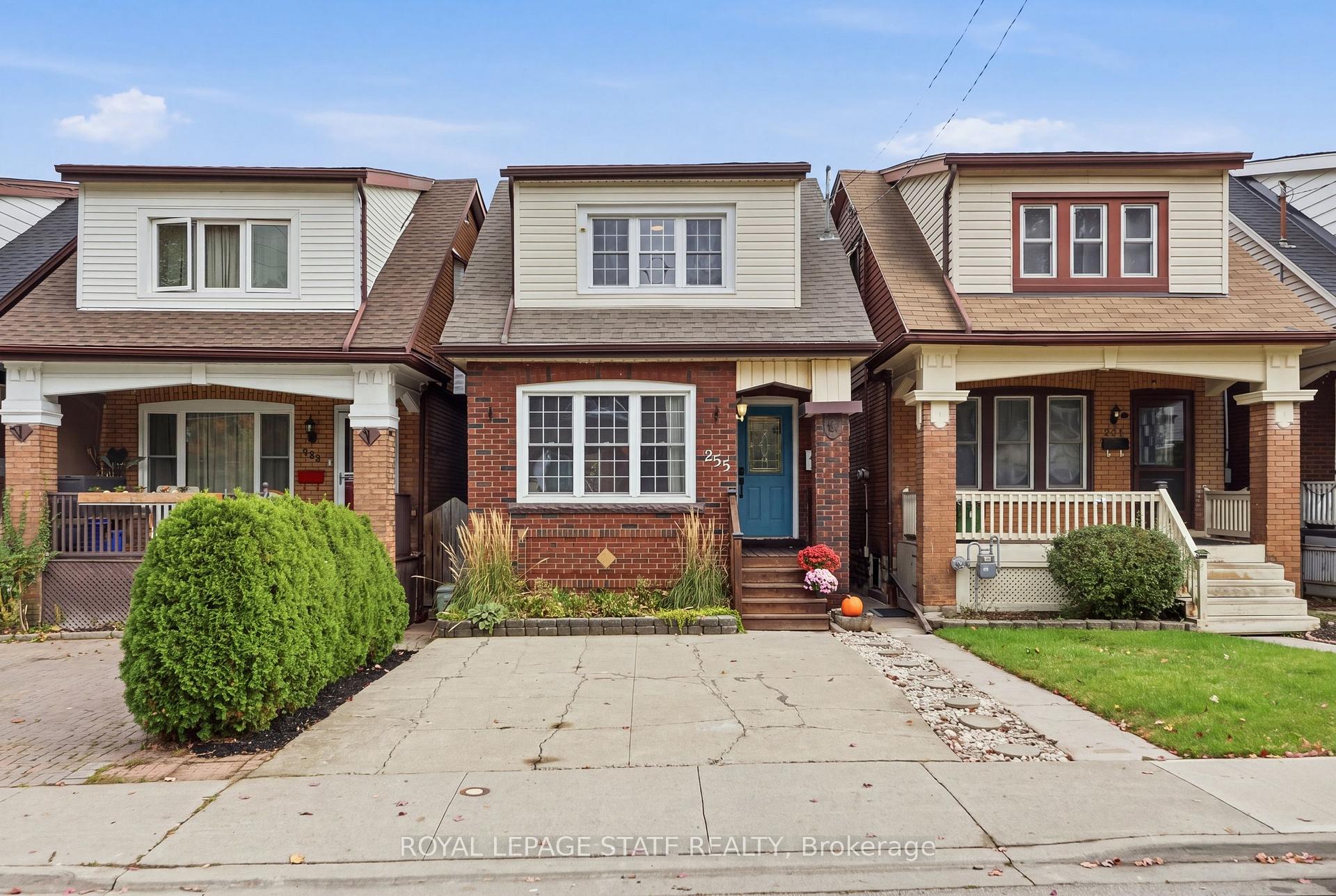 Photo 2 of 255 Ottawa Street S, Hamilton, Delta — HOMEH