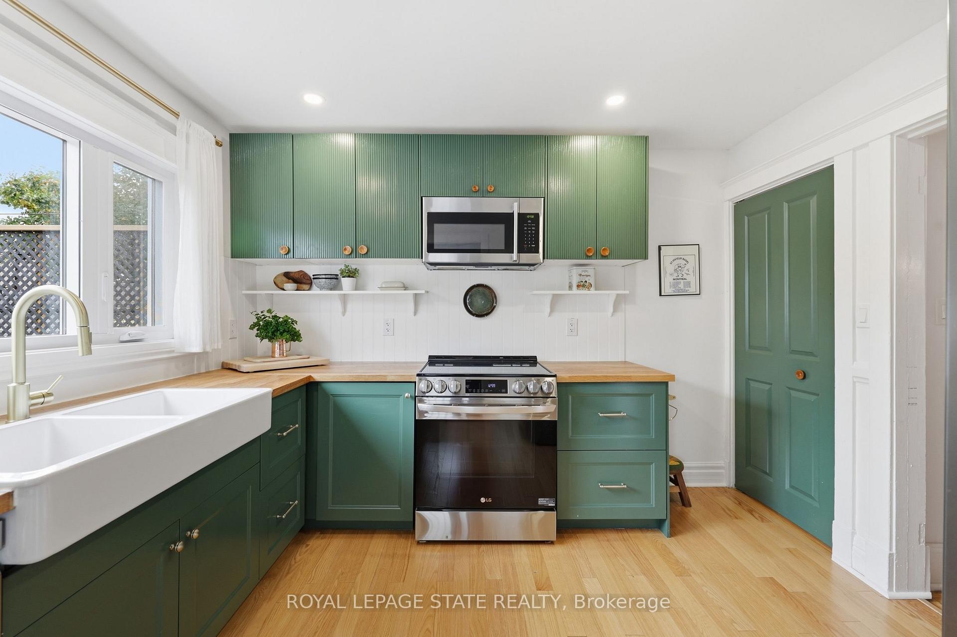 Photo 15 of 255 Ottawa Street S, Hamilton, Delta — HOMEH