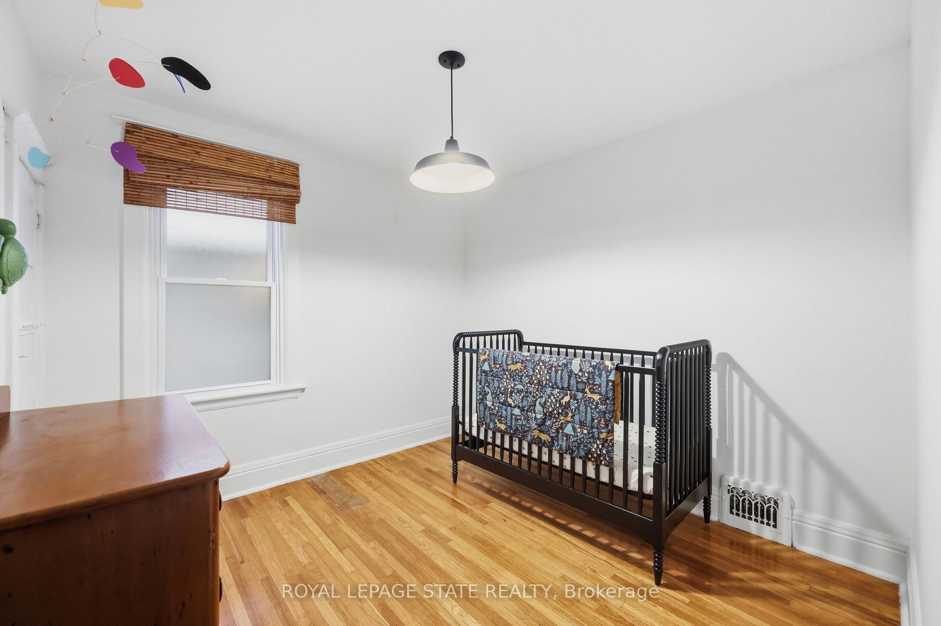Photo 22 of 255 Ottawa Street S, Hamilton, Delta — HOMEH