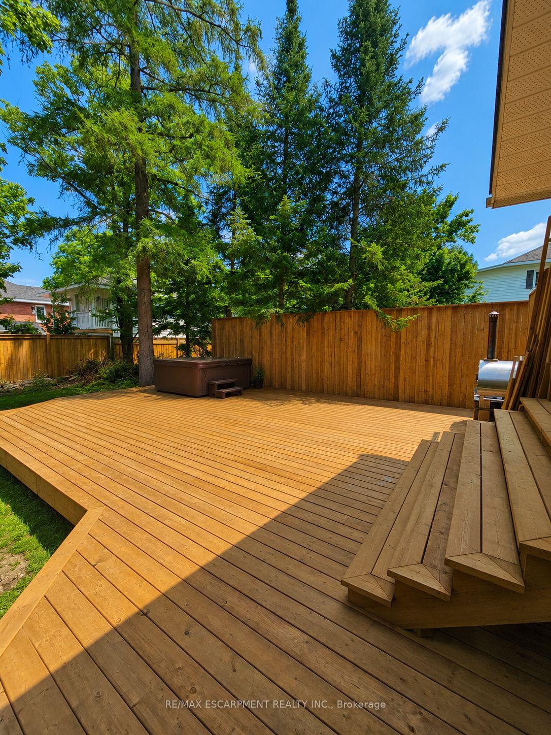 Photo 22 of 79 McMurray Street, Bracebridge — HOMEH