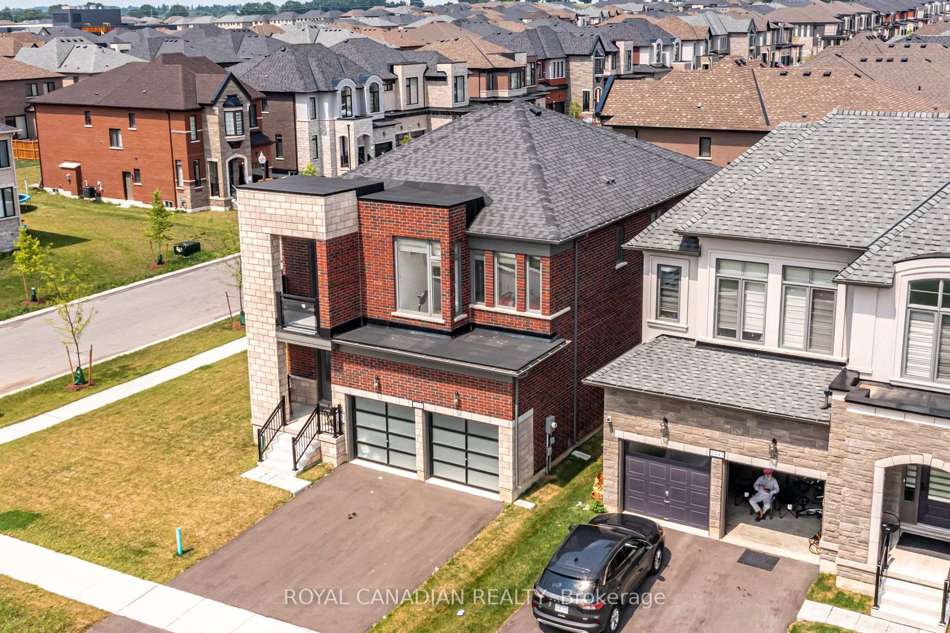Photo 4 of 1439 Upper Thames Drive, Woodstock, Woodstock - North — HOMEH