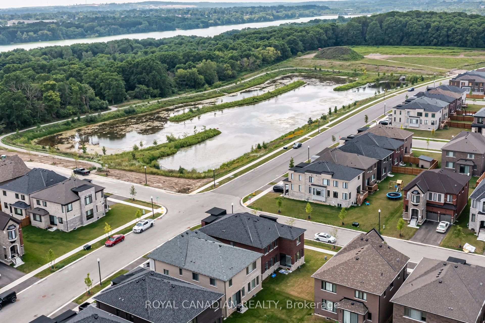 Photo 42 of 1439 Upper Thames Drive, Woodstock, Woodstock - North — HOMEH