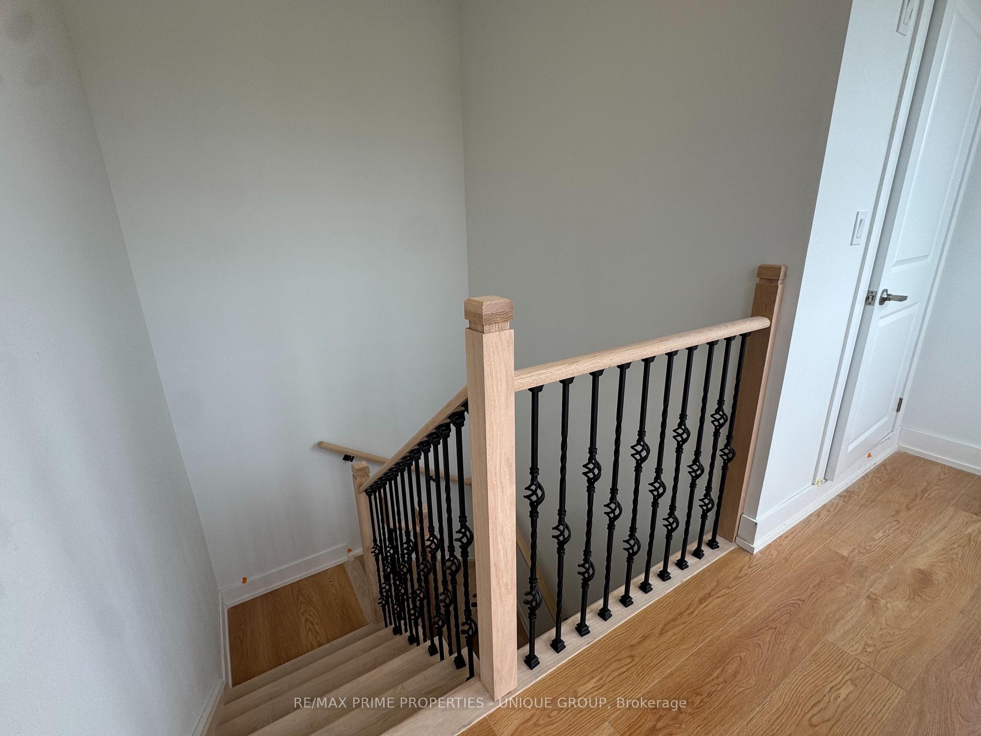 Photo 6 of Unit 102, 1 Comely Way, Markham, Milliken Mills West — HOMEH