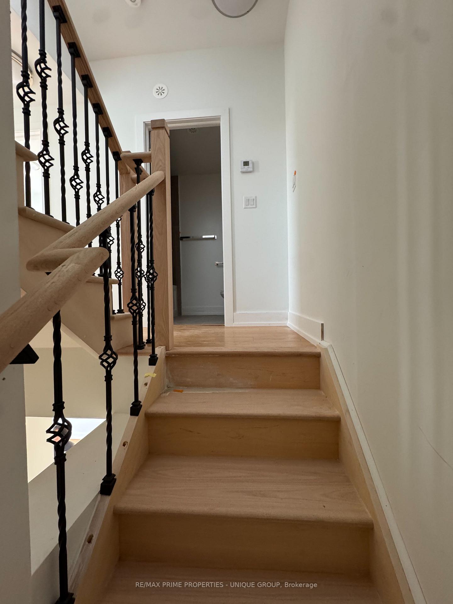 Photo 9 of Unit 102, 1 Comely Way, Markham, Milliken Mills West — HOMEH