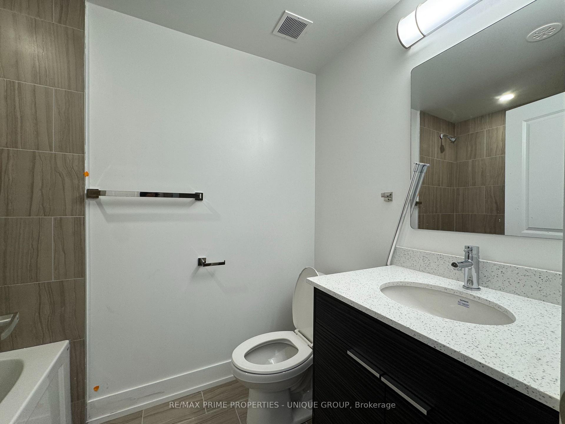 Photo 12 of Unit 102, 1 Comely Way, Markham, Milliken Mills West — HOMEH
