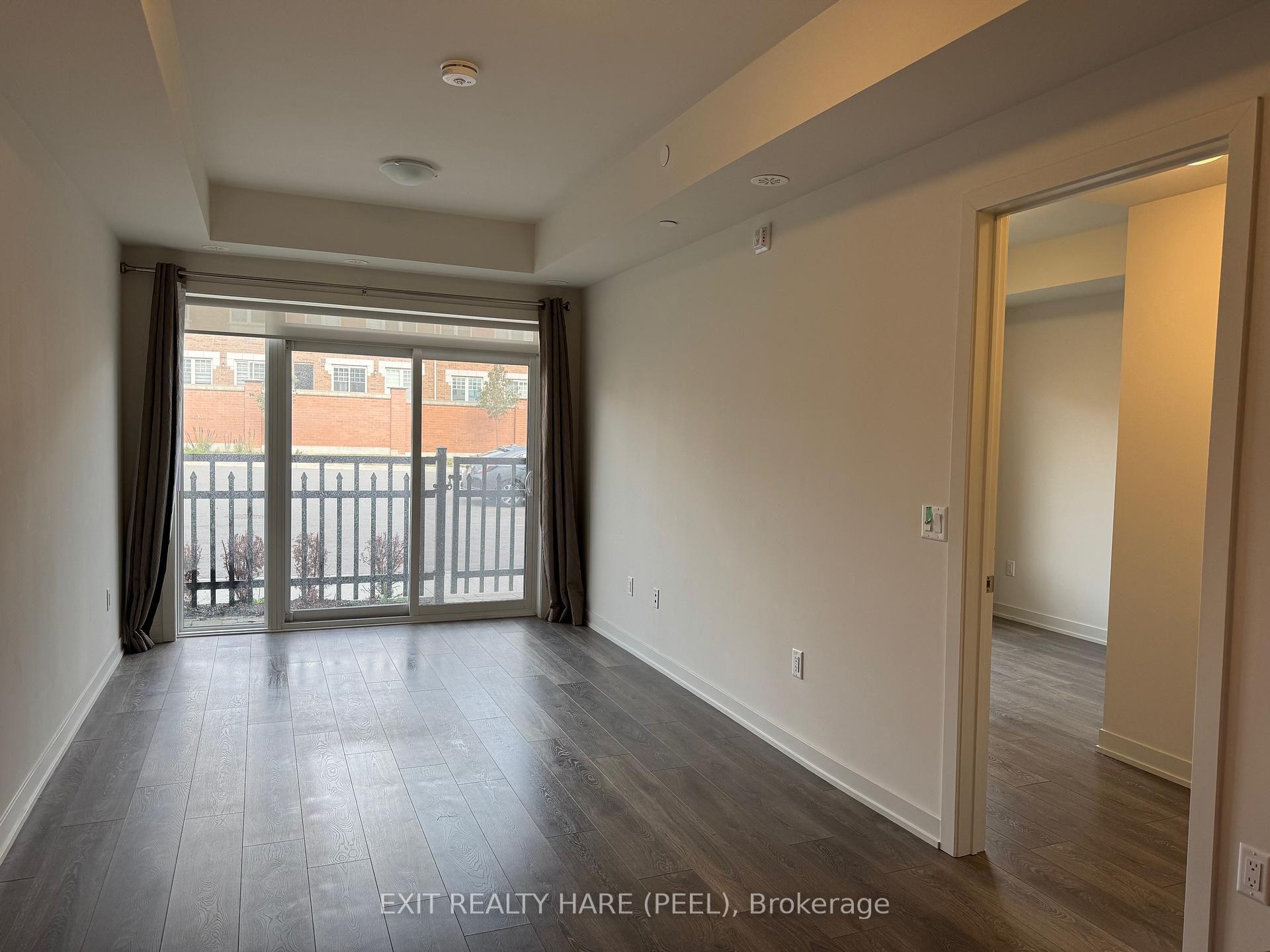 Photo 3 of Unit 115, 62 Sky Harbour Drive, Brampton, Bram West — HOMEH