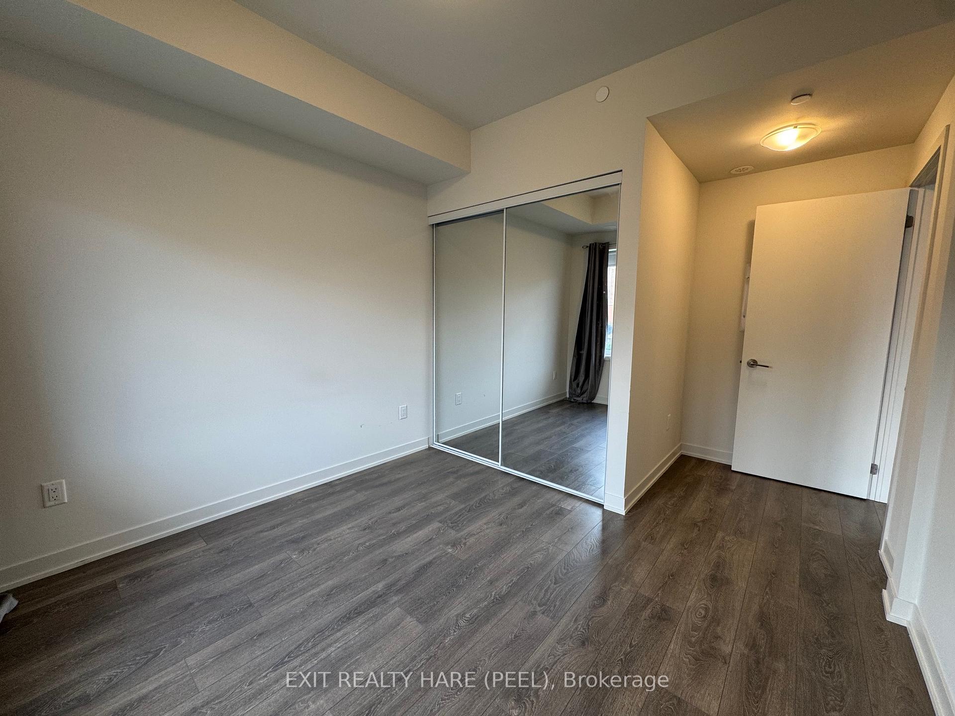 Photo 6 of Unit 115, 62 Sky Harbour Drive, Brampton, Bram West — HOMEH