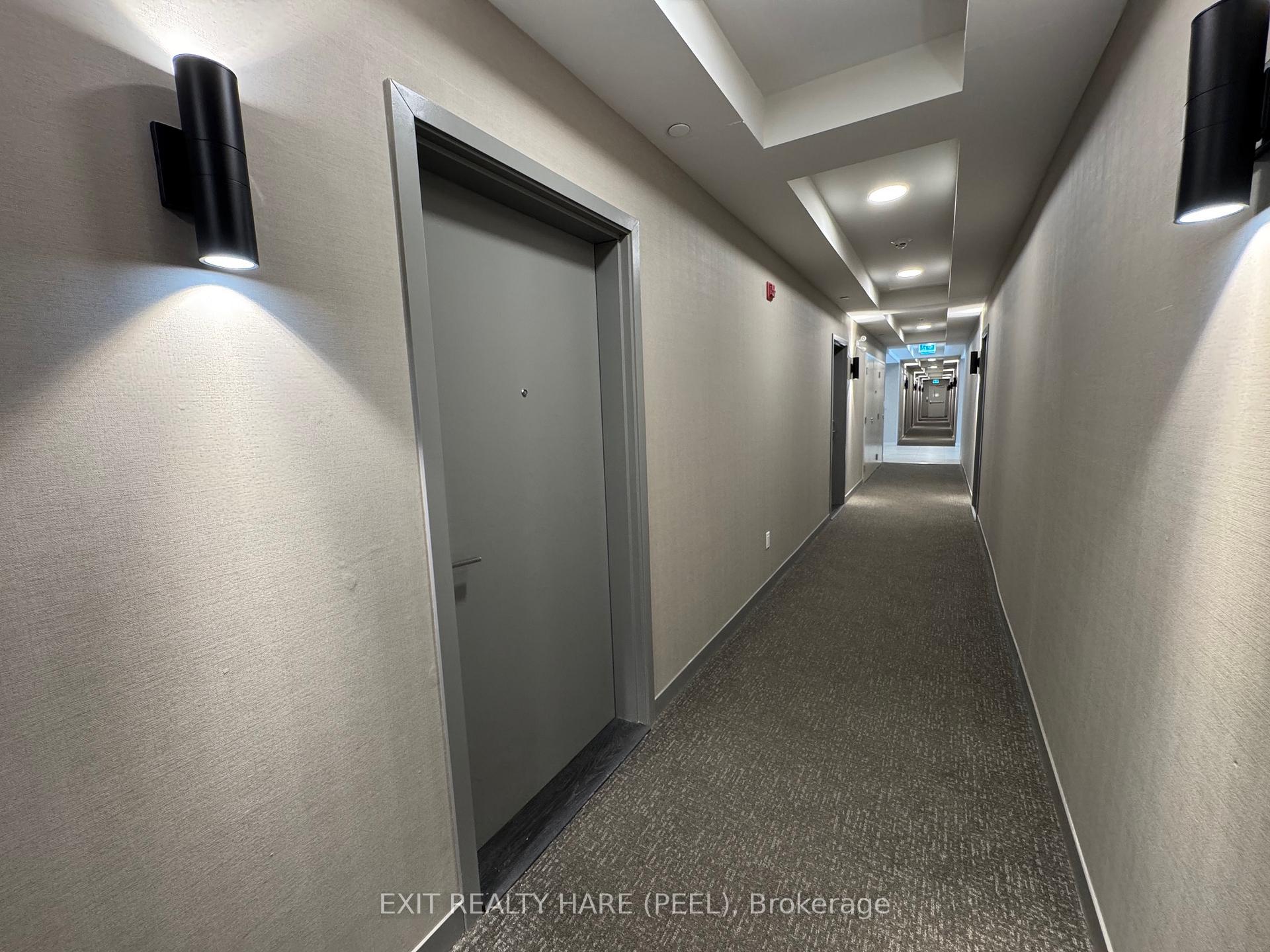 Photo 9 of Unit 115, 62 Sky Harbour Drive, Brampton, Bram West — HOMEH
