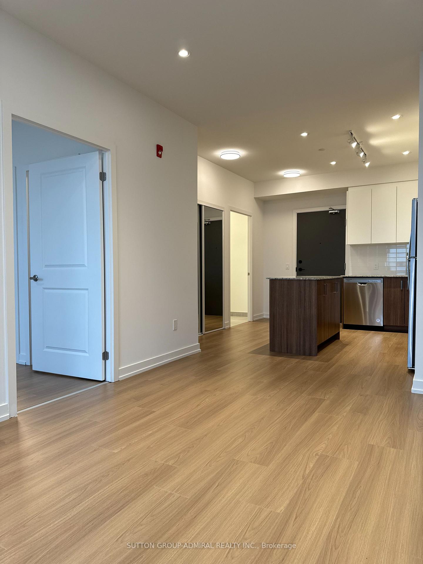 Photo 13 of Unit 514, 1010 Dundas Street E, Whitby, Pringle Creek — HOMEH