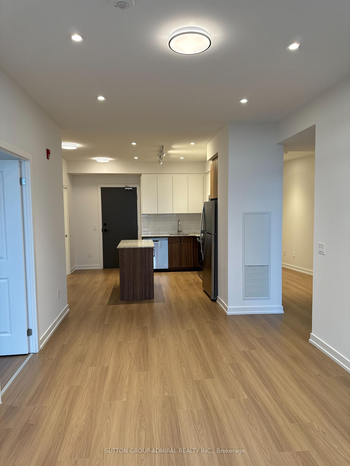 Photo 14 of Unit 514, 1010 Dundas Street E, Whitby, Pringle Creek — HOMEH