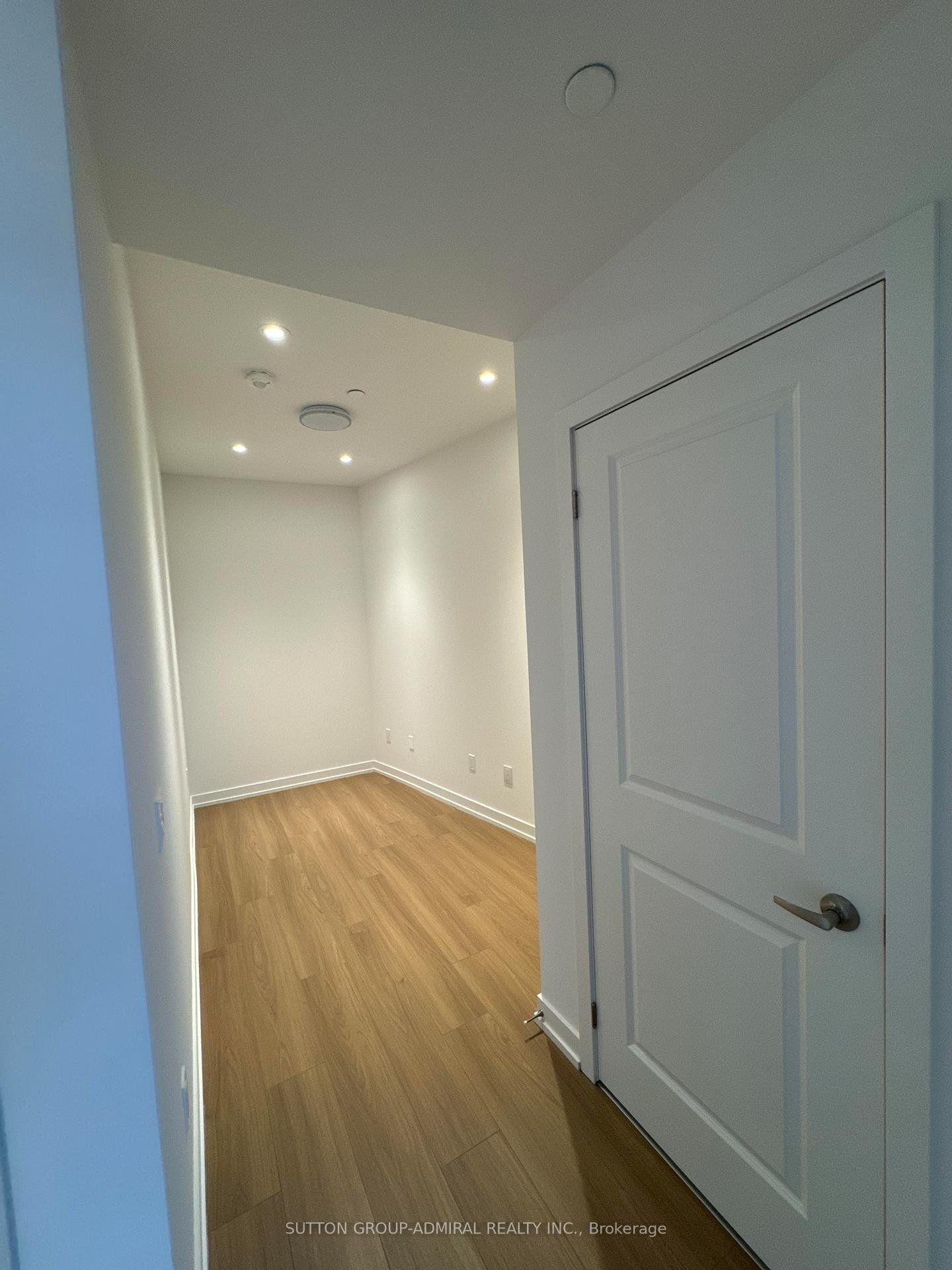 Photo 16 of Unit 514, 1010 Dundas Street E, Whitby, Pringle Creek — HOMEH