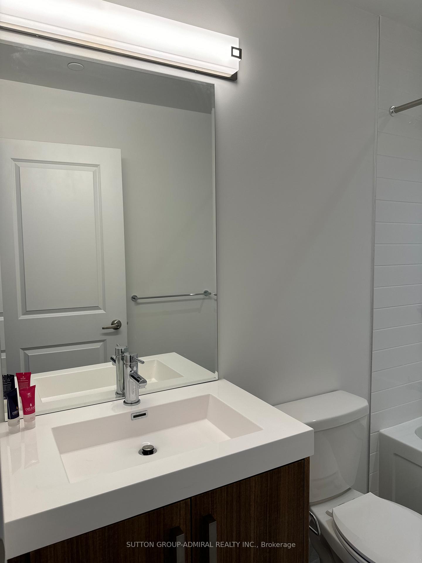 Photo 22 of Unit 514, 1010 Dundas Street E, Whitby, Pringle Creek — HOMEH