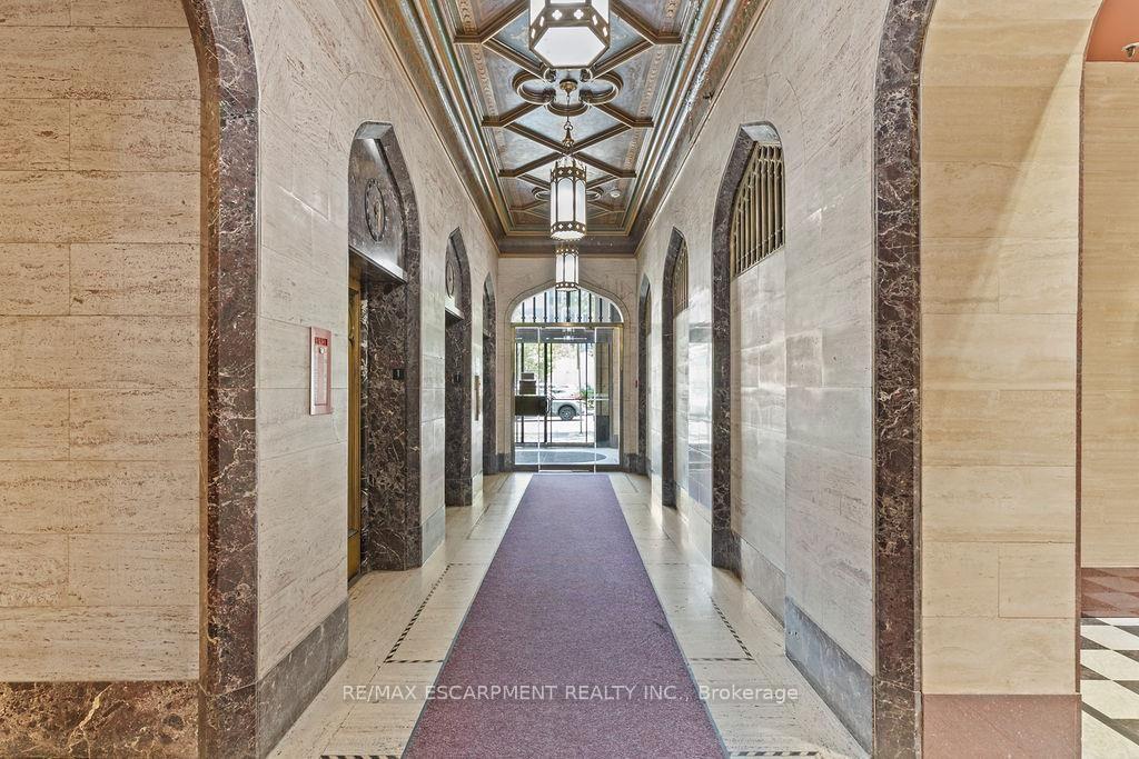 Photo 6 of Unit 810, 36 James Street S, Hamilton, Central — HOMEH