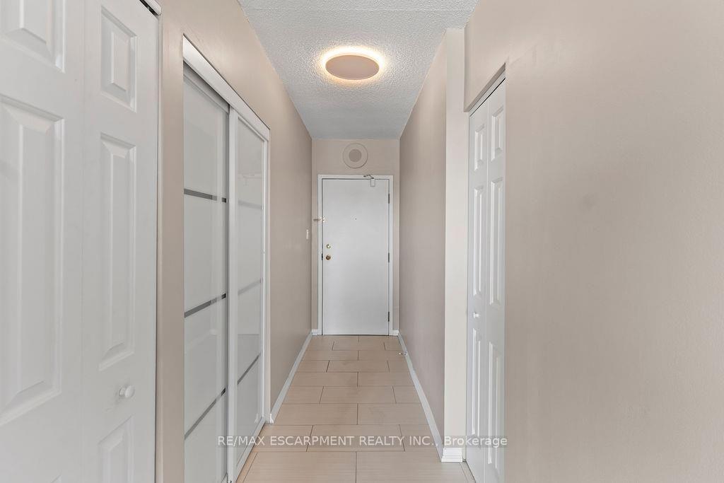 Photo 11 of Unit 810, 36 James Street S, Hamilton, Central — HOMEH