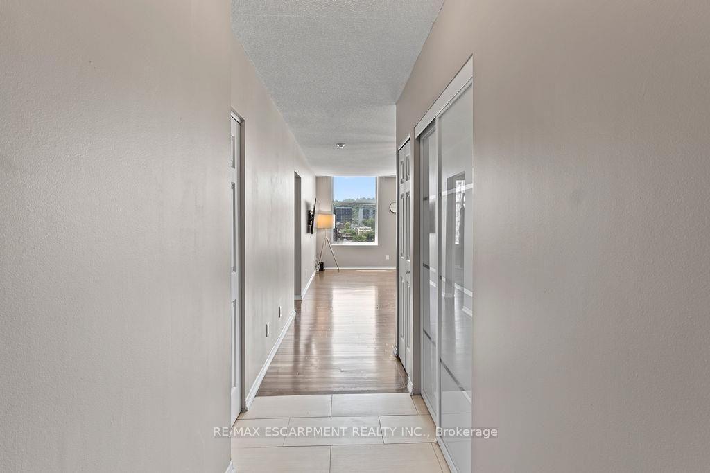 Photo 13 of Unit 810, 36 James Street S, Hamilton, Central — HOMEH