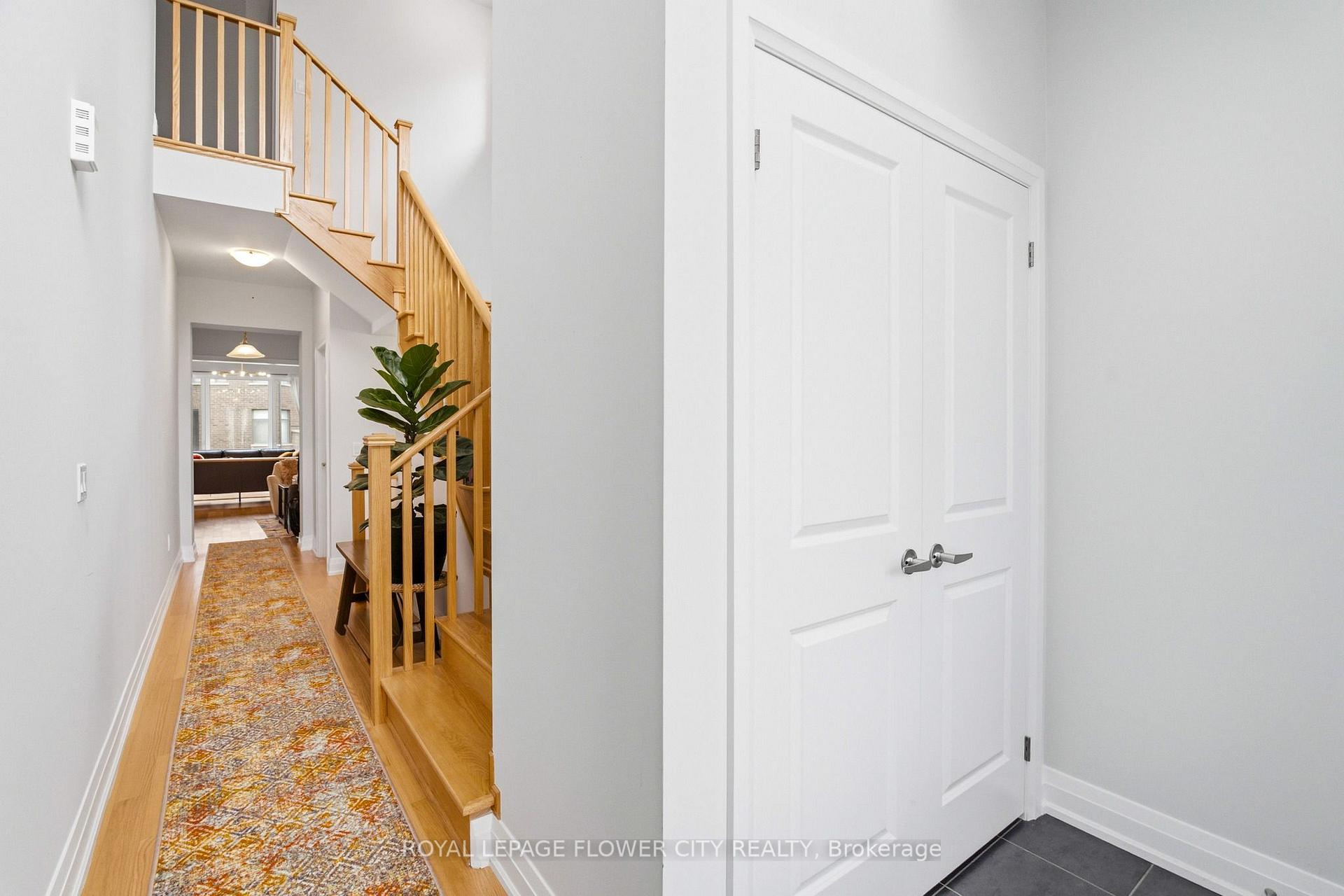 Photo 6 of 847 Queenston Boulevard, Woodstock, Woodstock - North — HOMEH