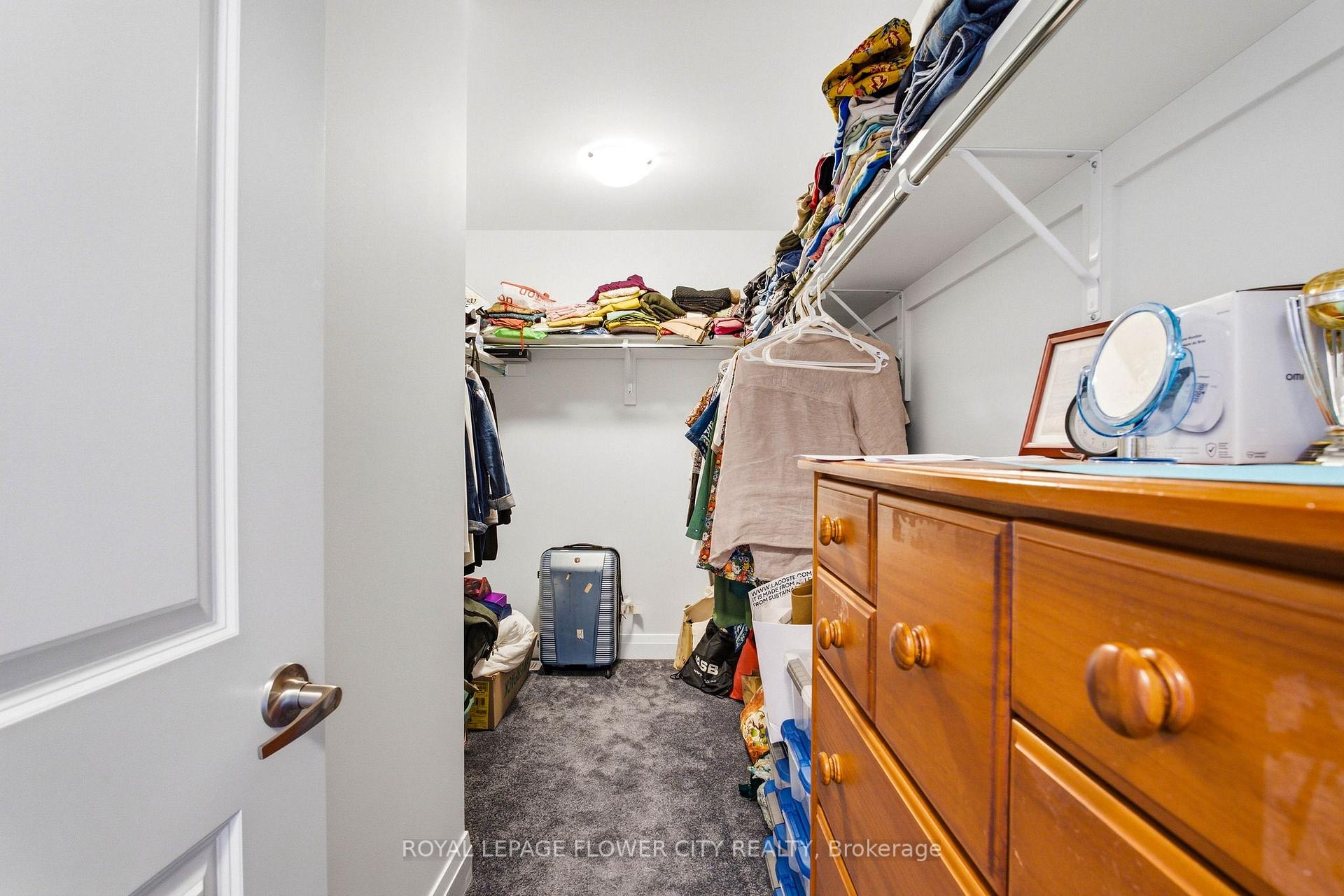 Photo 22 of 847 Queenston Boulevard, Woodstock, Woodstock - North — HOMEH