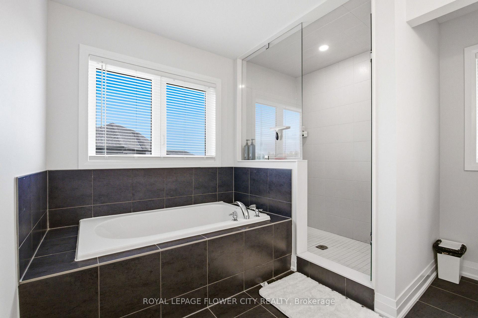 Photo 25 of 847 Queenston Boulevard, Woodstock, Woodstock - North — HOMEH