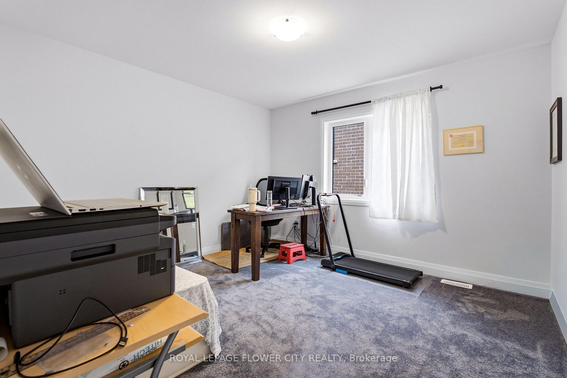 Photo 31 of 847 Queenston Boulevard, Woodstock, Woodstock - North — HOMEH