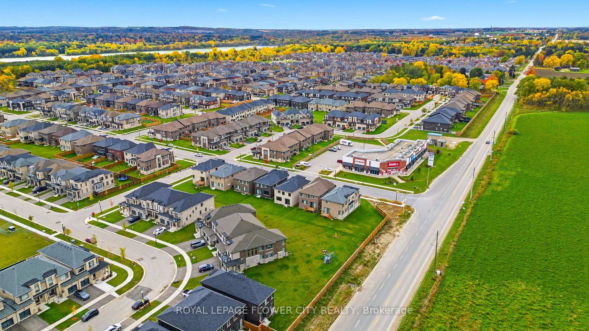 Photo 42 of 847 Queenston Boulevard, Woodstock, Woodstock - North — HOMEH