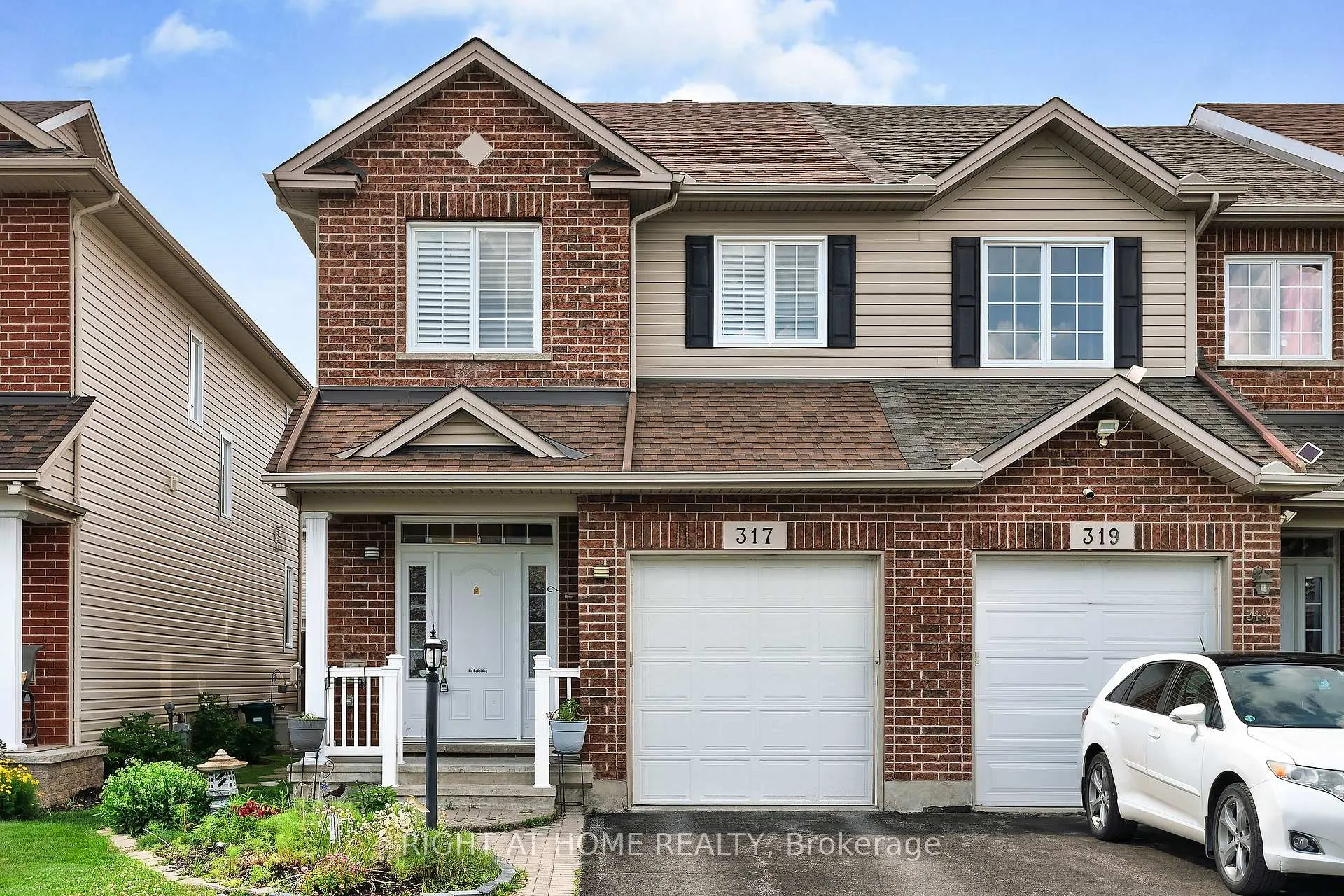 Front of 317 Glenbrae Avenue