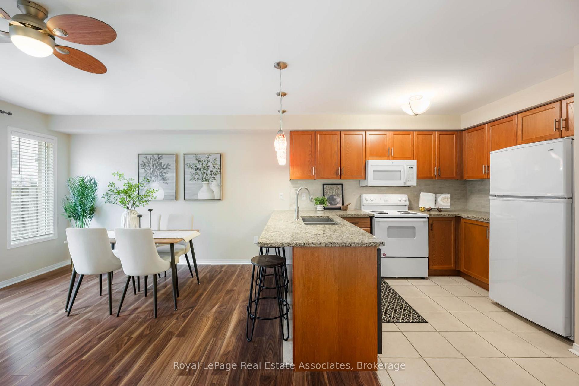 Photo 23 of 47 Bradley Drive, Halton Hills, Georgetown — HOMEH