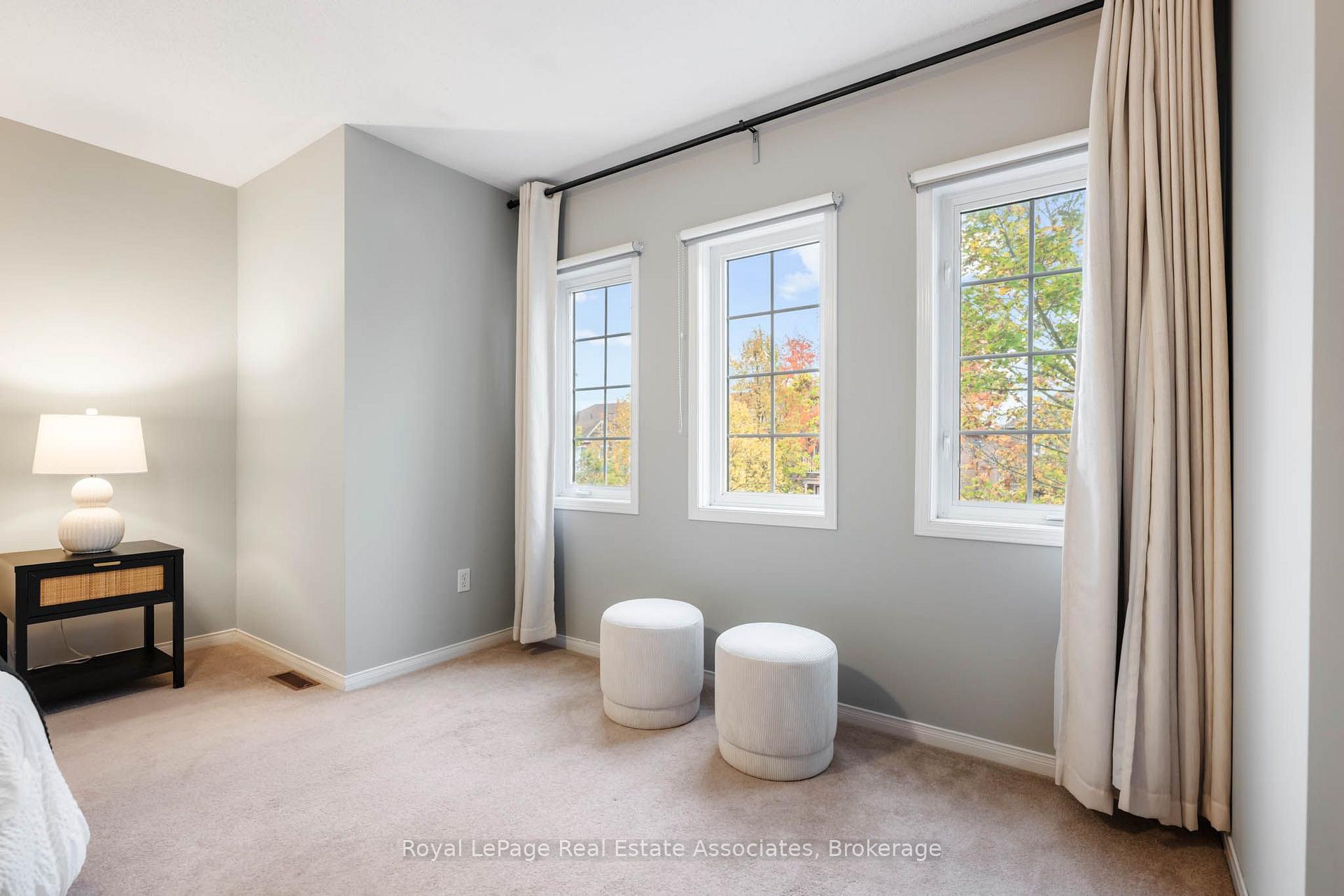 Photo 41 of 47 Bradley Drive, Halton Hills, Georgetown — HOMEH