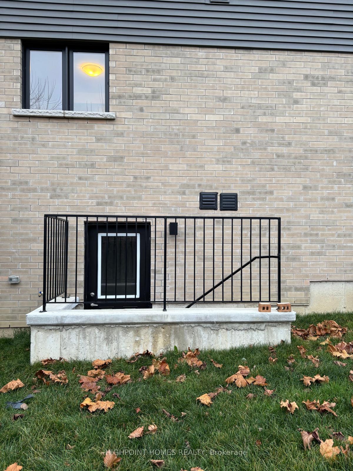 Photo of Unit BSMT, 50 Halo Street