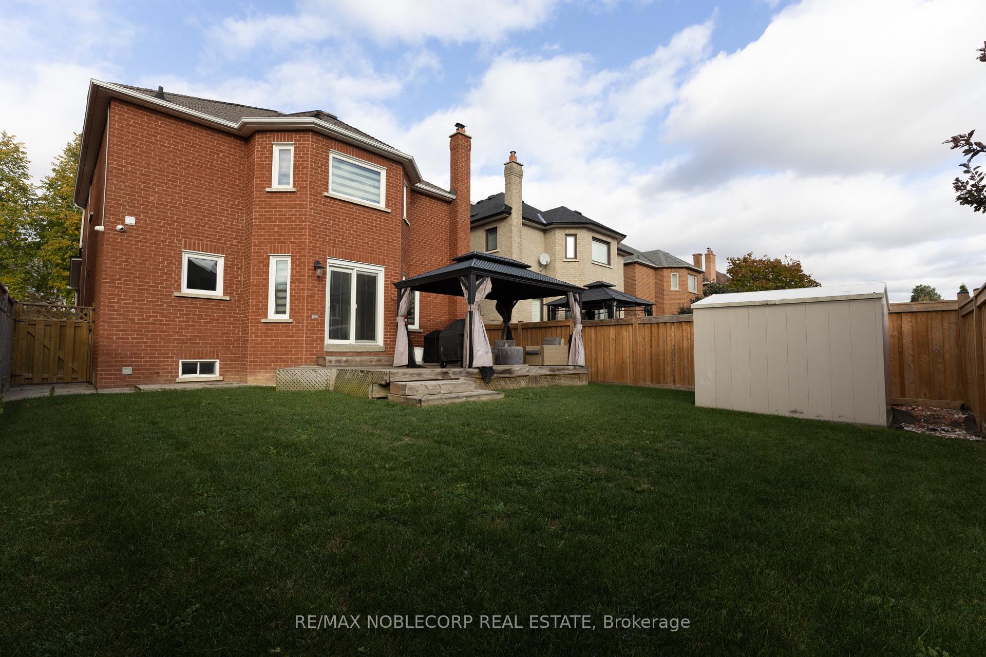 Photo 46 of 71 Castlepoint Drive, Vaughan, Elder Mills — HOMEH
