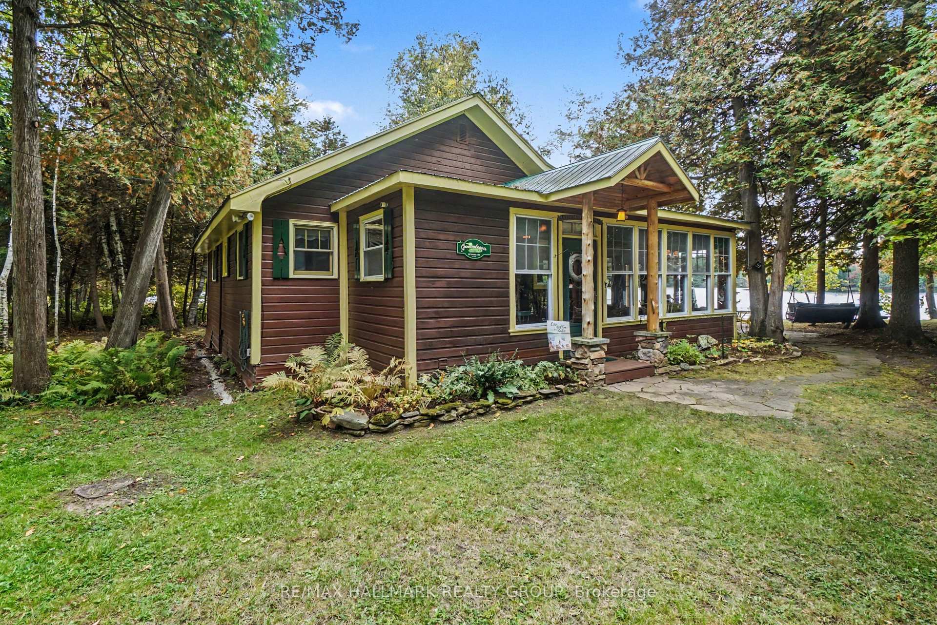 Photo 4 of 391 Long Lake Road, Tay Valley, Bathurst/Burgess & Sherbrooke (North Burgess) Twp — HOMEH