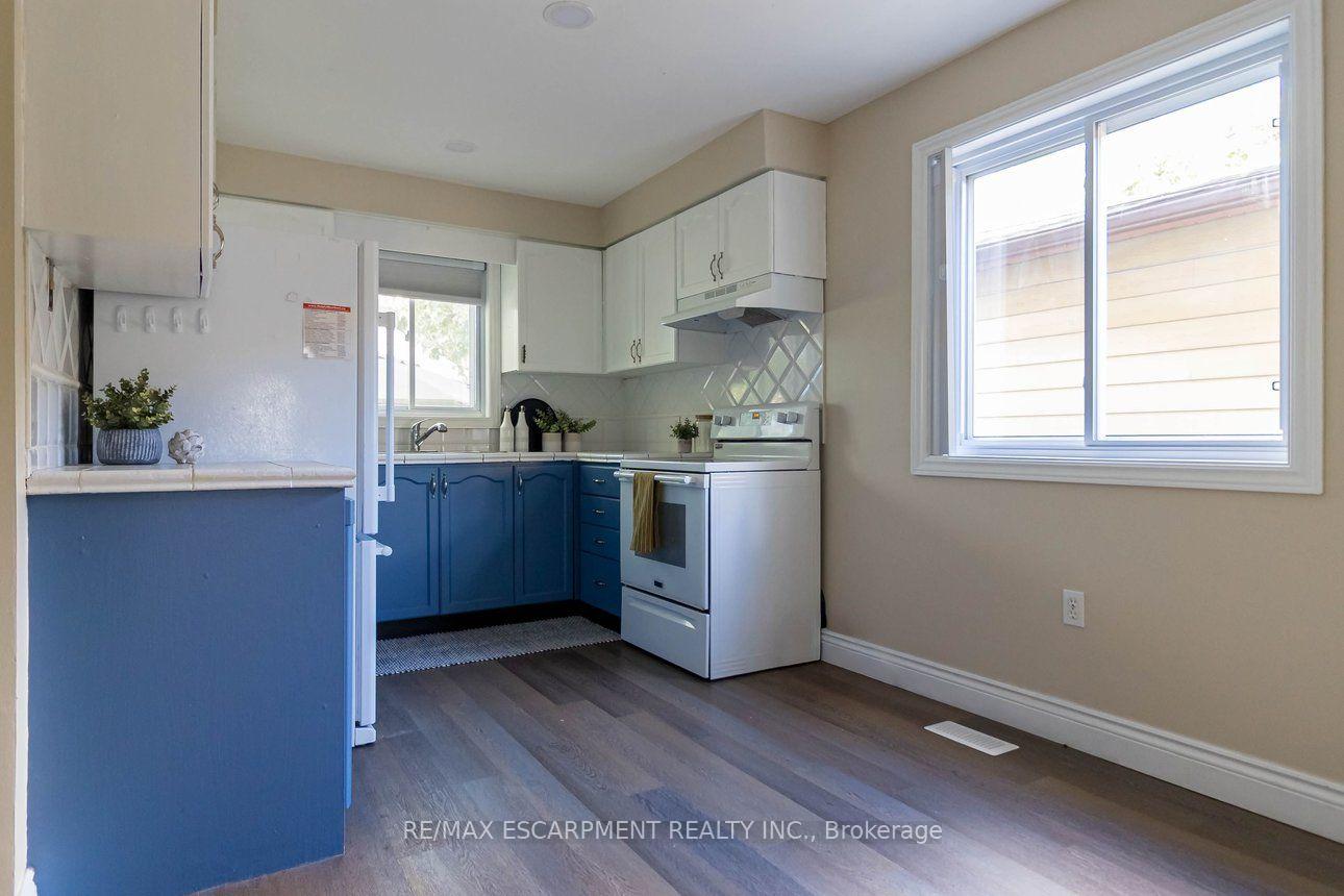 Photo 14 of 336 Jackson Street W, Hamilton, Kirkendall — HOMEH