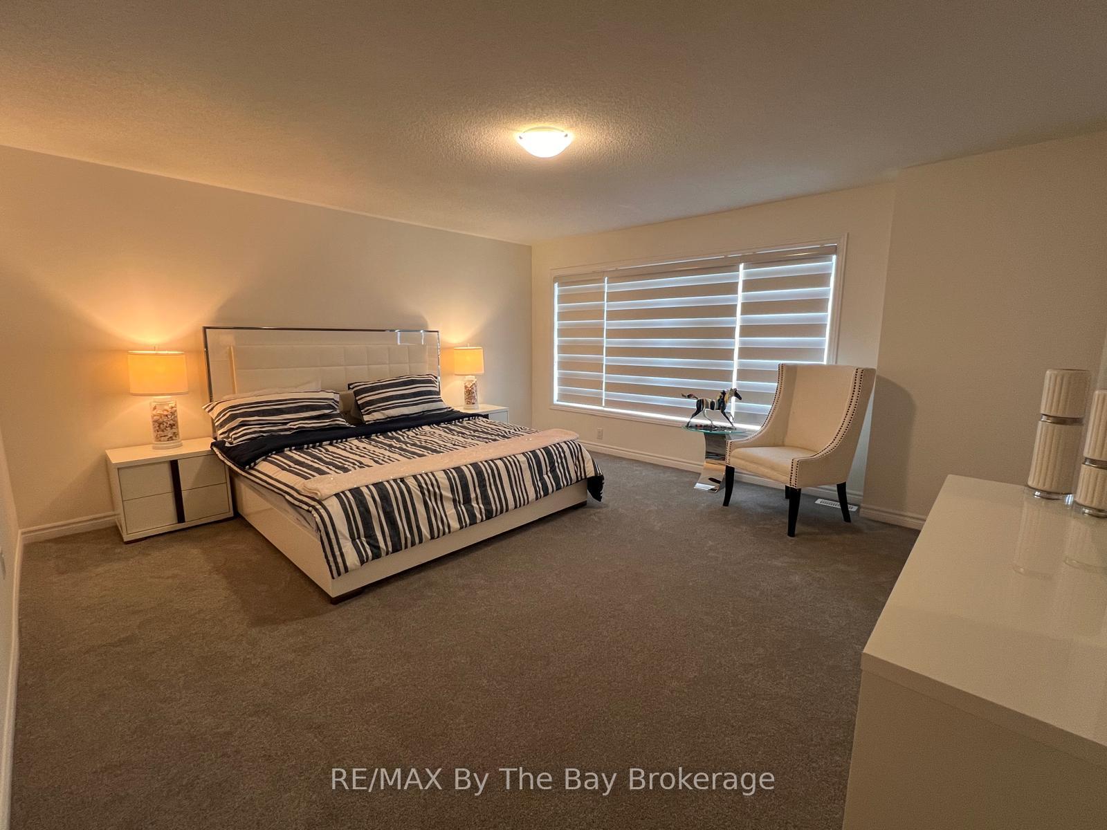 Photo 20 of 46 Rosanne Circle, Wasaga Beach — HOMEH