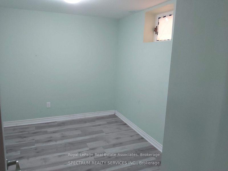 Photo 6 of Unit Bsmt, 150 Ontario Street S, Milton, Old Milton — HOMEH