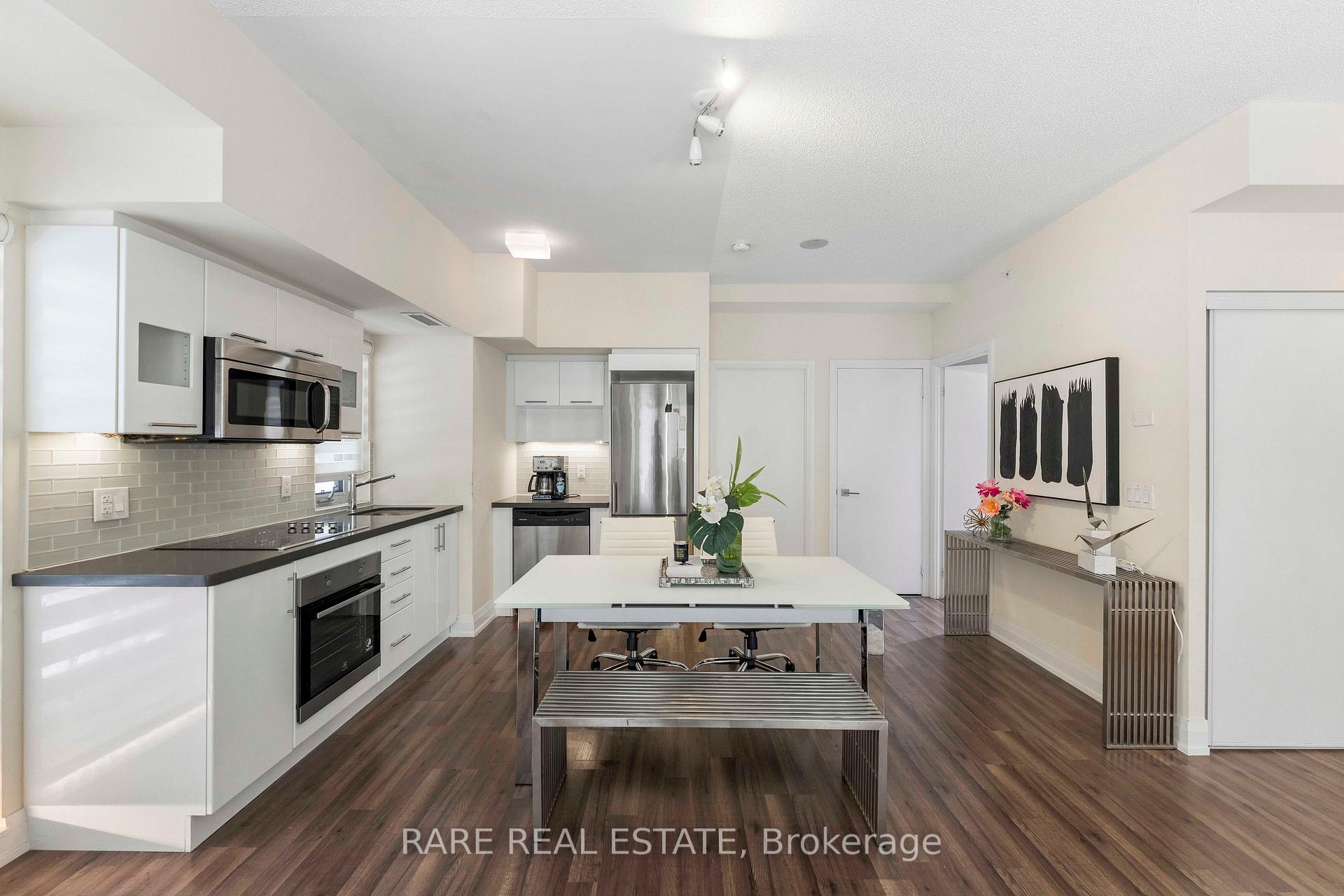 Photo 4 of Unit E113, 555 Wilson Avenue, North York, Clanton Park — HOMEH