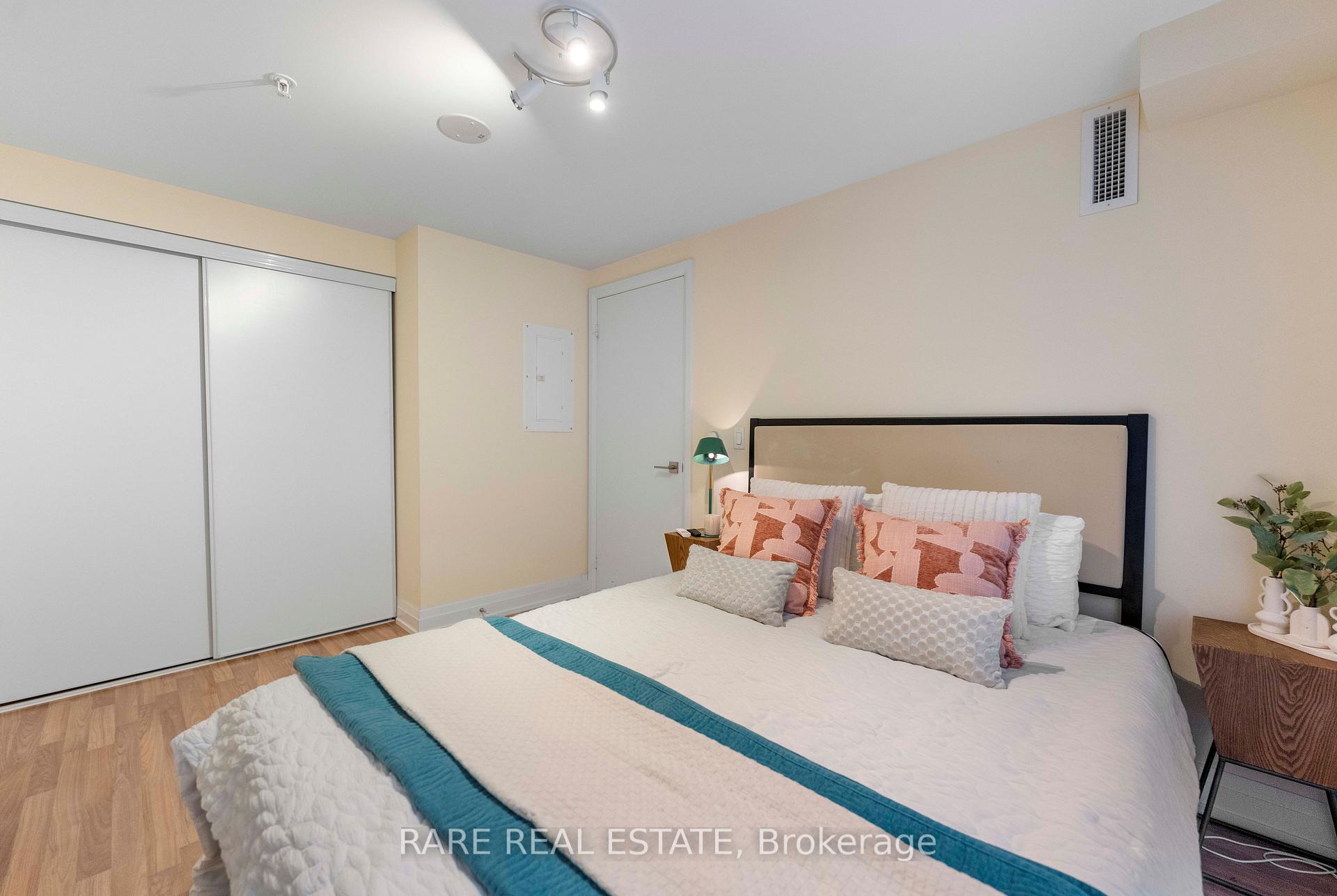 Photo 21 of Unit E113, 555 Wilson Avenue, North York, Clanton Park — HOMEH