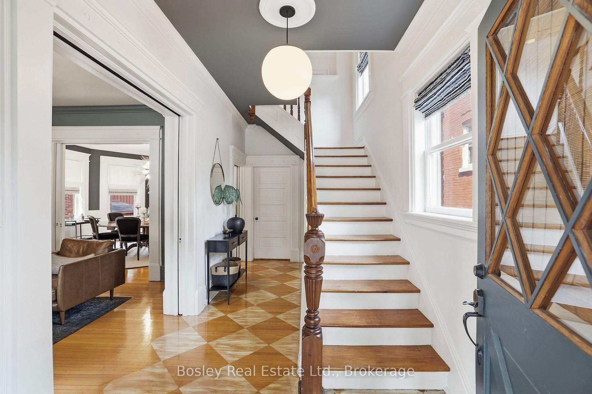 Photo 3 of 202 Pine Street, Collingwood — HOMEH