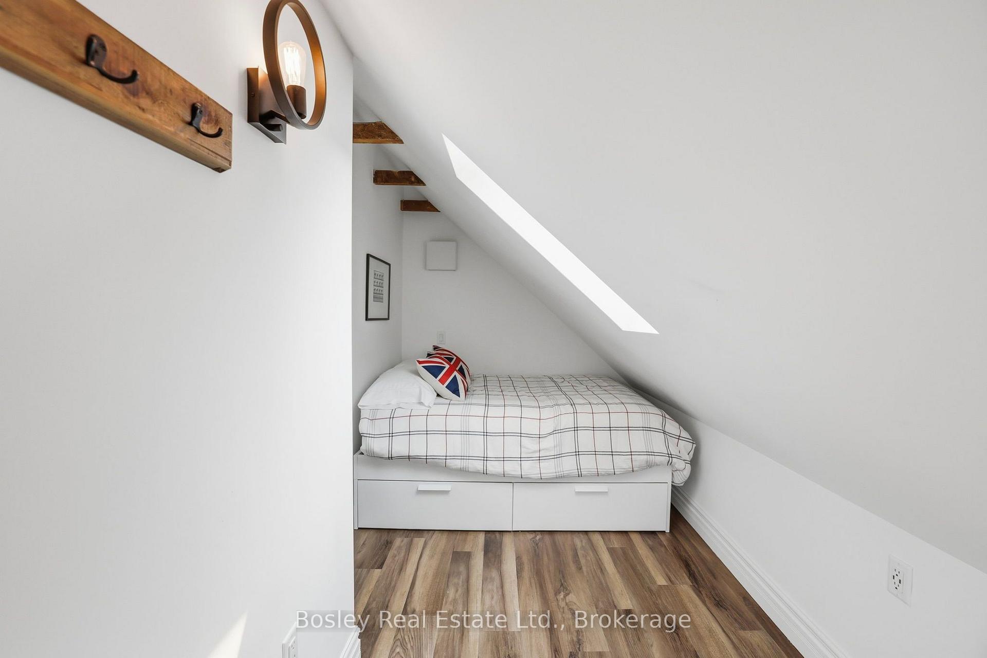 Photo 38 of 202 Pine Street, Collingwood — HOMEH