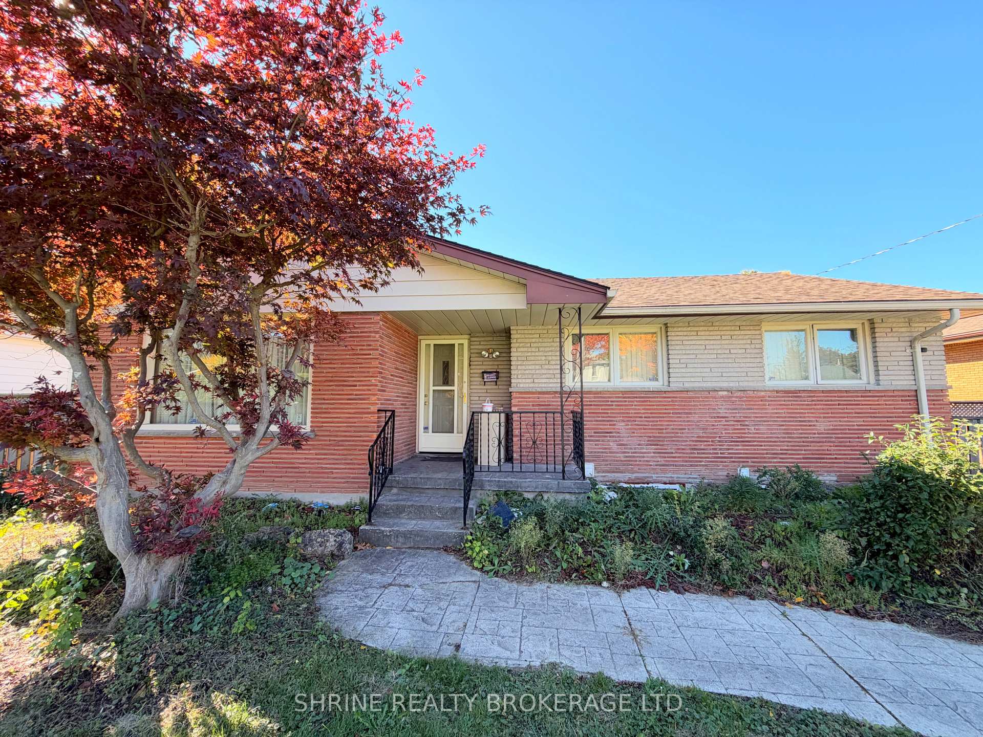 Photo of 327 Spruce Street