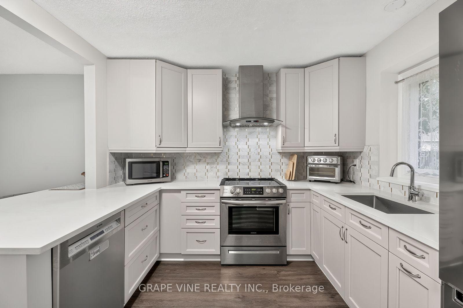 Photo 6 of Unit 190, 3897E Old Richmond Road, Ottawa, Arbeatha Park — HOMEH