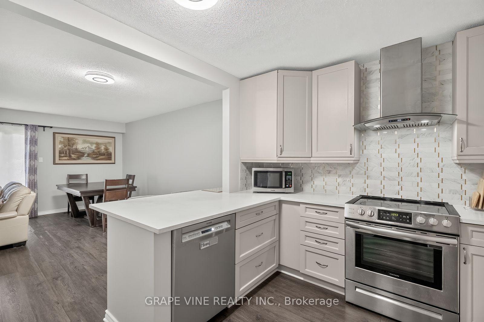 Photo 10 of Unit 190, 3897E Old Richmond Road, Ottawa, Arbeatha Park — HOMEH