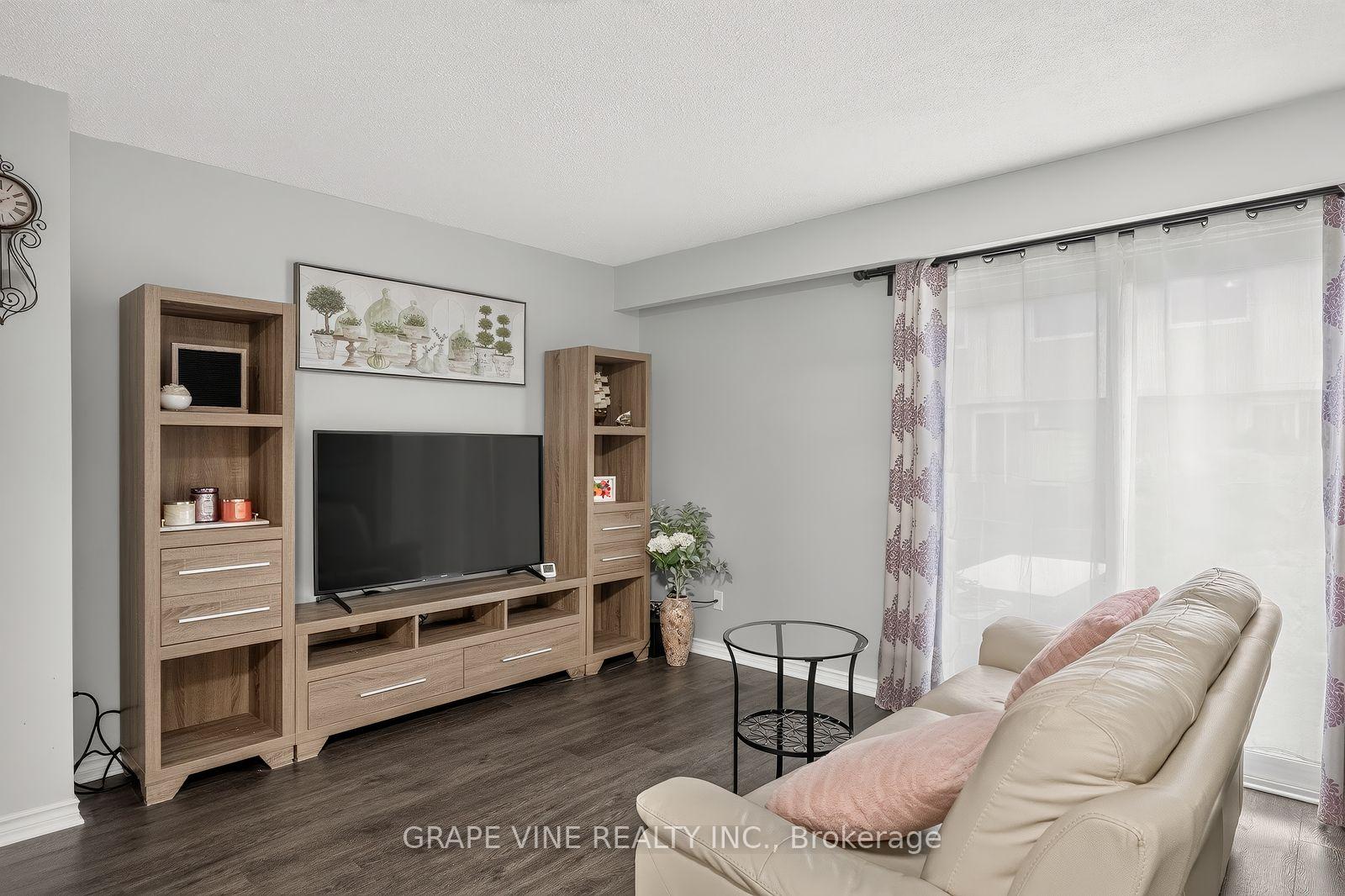 Photo 12 of Unit 190, 3897E Old Richmond Road, Ottawa, Arbeatha Park — HOMEH