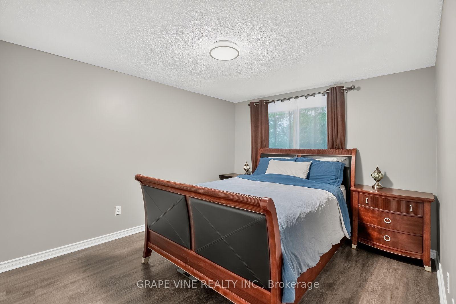 Photo 17 of Unit 190, 3897E Old Richmond Road, Ottawa, Arbeatha Park — HOMEH