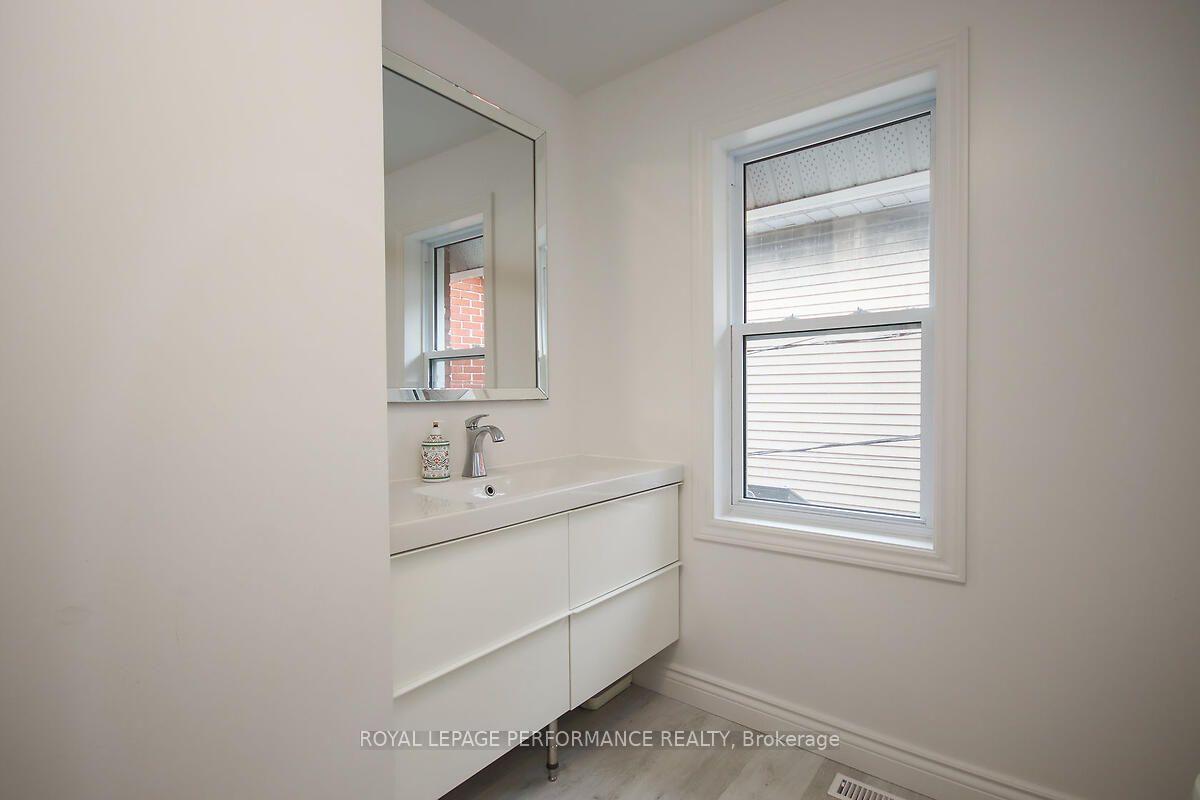 Photo 24 of 49 Bayswater Avenue, Ottawa, Hintonburg — HOMEH
