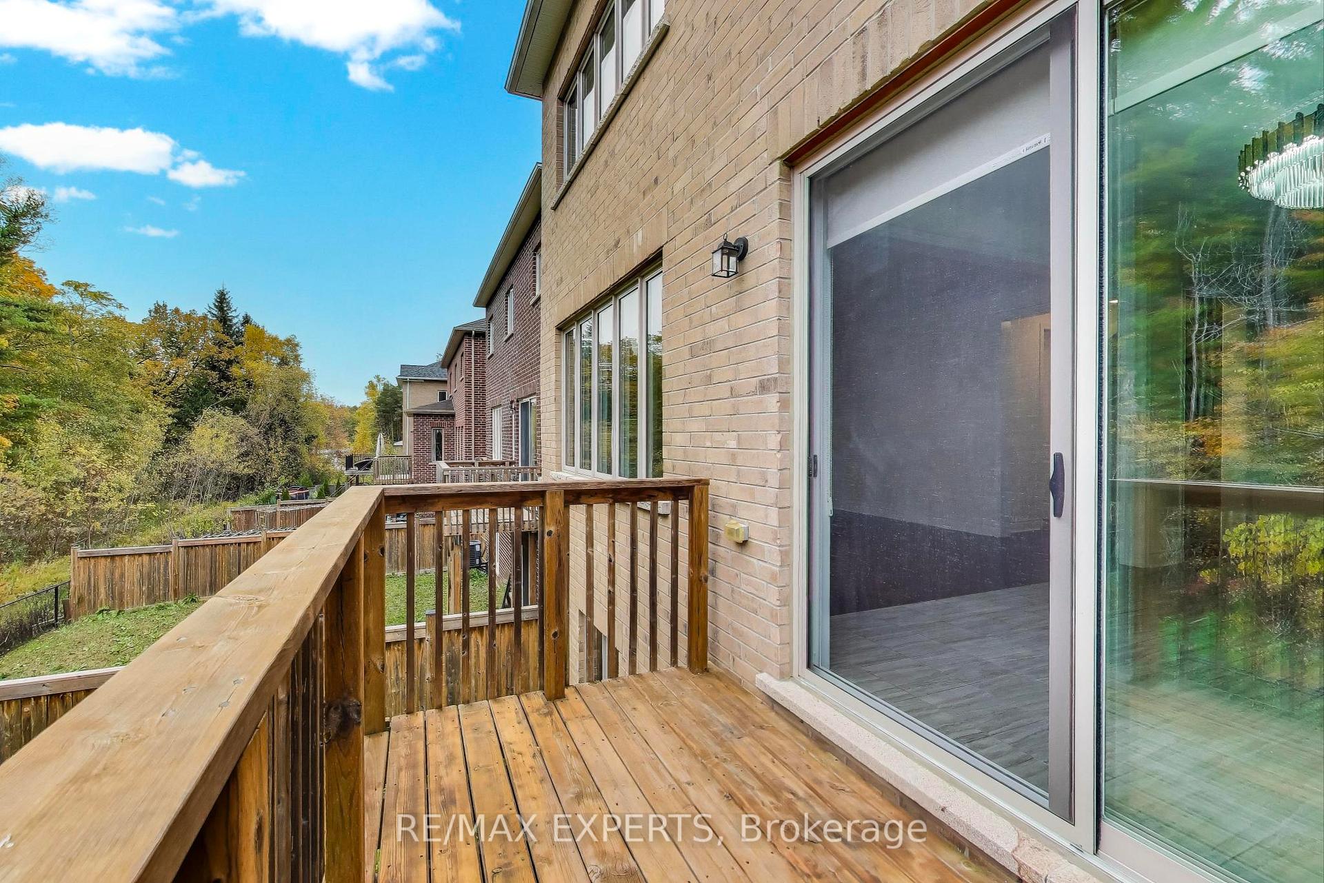 Photo 44 of 216 Butternut Ridge Trail, Aurora, Aurora Estates — HOMEH