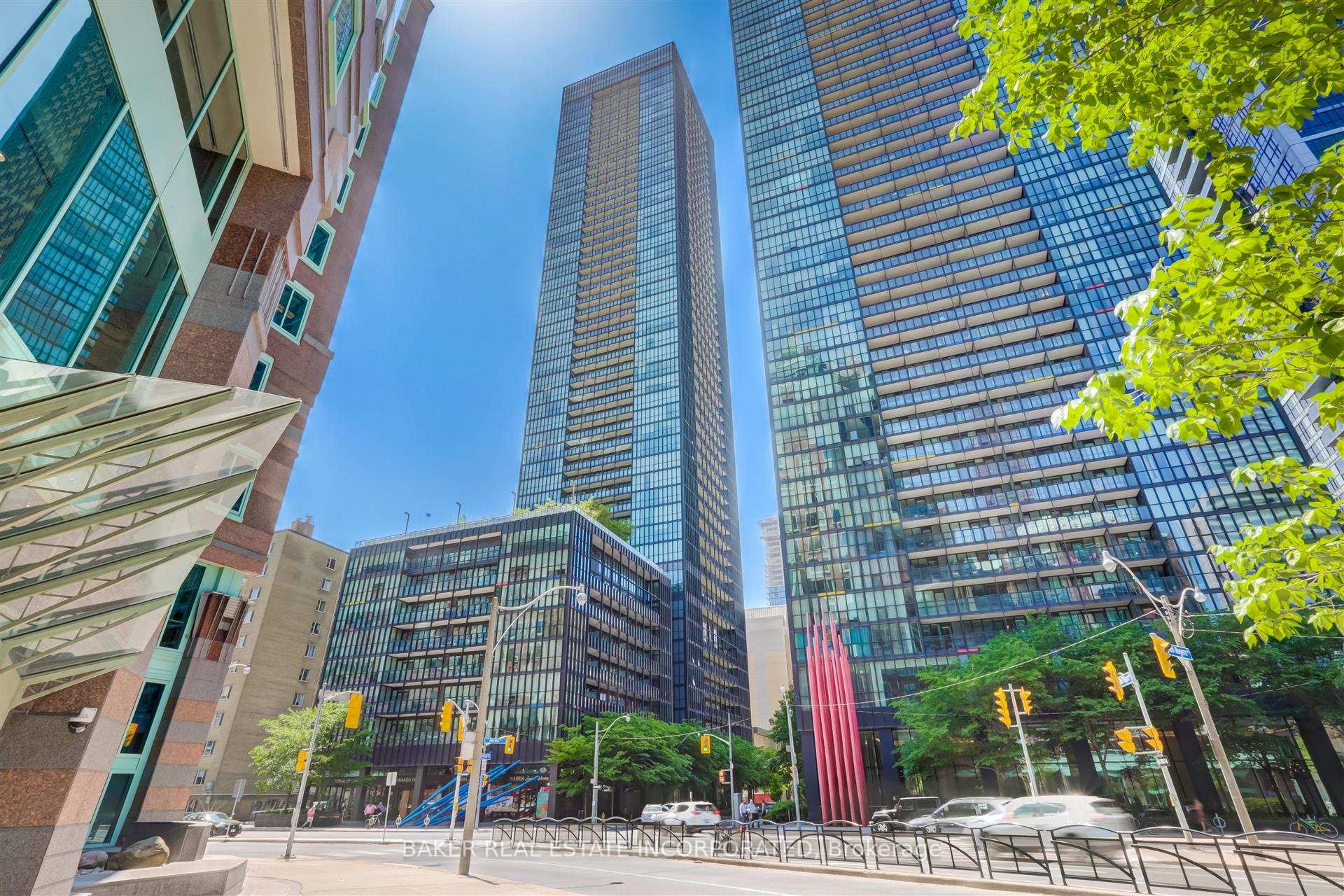 Photo 4 of Unit 4803, 101 Charles Street E, Toronto, Church-Yonge Corridor — HOMEH